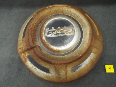 Tapacubos 1967 1968 1969 1970 1971 1972 1973 1974 1975 1976 1977 Ford F250 F350 V Foto 1 de 4