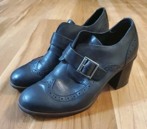Botines Korks Kork Ease negros con punta de ala de monje Withrow Wm talla 9 hebilla cuero - Imagen 1 de 9