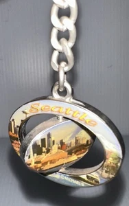 SEATTLE Washington Swivel Souvenir Key Chain - Picture 1 of 3