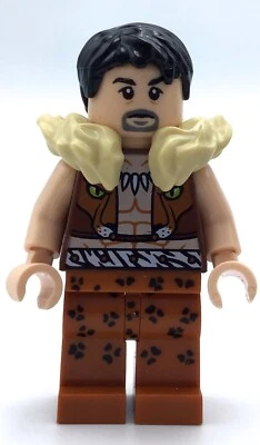 МИНИФИГУРКА СУПЕРГЕРОЯ LEGO KRAVEN THE HUNTER 76057 (неправильные волосы) - Изображение 1 из 2