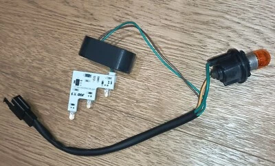 PORTALAMPADA FRECCIA LAMPADINA + LUCE POSIZIONE AGILITY 16+ KYMCO DA 2014 IN POI - Immagine 1 di 4