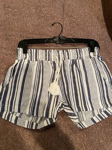 Salt Life Women's Blue And White Stripe Seaside Shorts NWT Size XS - Picture 1 of 3