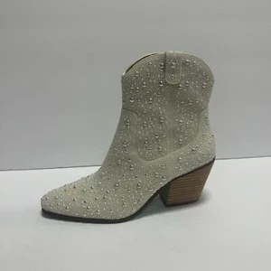 Betsey Johnson Womens Emory Boot Pearl Size 7 M - Picture 1 of 6