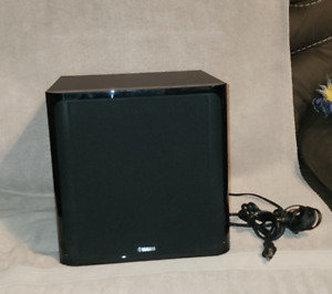 YAMAHA Compact Subwoofer NS-SW40 in Great Cosmetic Condition TESTED! 100W!