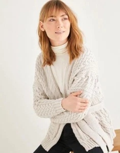 Sirdar Hayfield - Cashmere Merino Silk, Cárdigan 10213 - Imagen 1 de 1