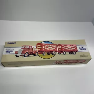 Corgi 1/50 Scale 97920 - Scammell Highwayman Truck R. Edwards Amusements - Red - Picture 1 of 11