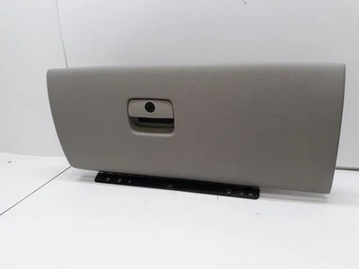 07-13 TAHOE Glove Box TAN 10366176 - Изображение 1 из 4