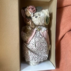 The Bearington Collection "Daisy and Belle"- 14" Collectible Bear #1069 - Picture 1 of 9