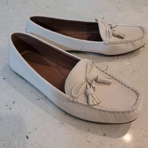 Mocasines de conducción COACH de cuero crema blancos zapatos sin cordones - talla 7,5 B - Imagen 1 de 11