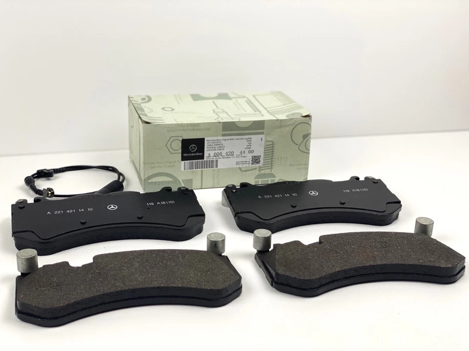 Pastillas de freno delanteras originales OEM para Mercedes Benz S63 S65 2014-2021 AMG A0004204400 Foto 1 de 4