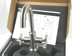 Phiestina Brushed Nickel 4 Inch 2-Handle Center Set Bathroom Faucet New Open Box - Picture 1 of 5