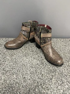 L’Artiste Spring Step Zhamsha Shine Leather Ankle Boots EU 38 BOHO Chic Western - Picture 1 of 17