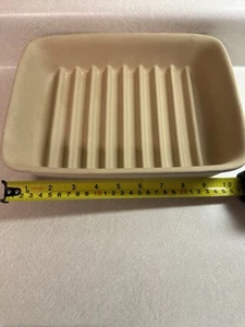 Pampered Chef Small Ridged Baker Stoneware Bakeware Pan Baking 5141 Bacon Grill - Picture 1 of 6