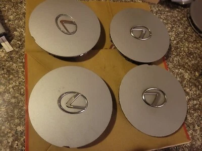 Juego de 4 tapas centrales de llantas de aleación originales Lexus GS 300 1993 A 1997 8446  Foto 1 de 4