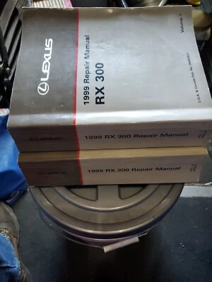 1999 Lexus RX300 Vol. 1-2 Used RM626U1 - RM626U2 Repair manual set - Image 1 of 4
