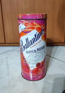 BALLANTINE'S FINEST THE SCOTCH WHISKY ANNI '80 , 70 CL , 40° CON METAL BOX - Foto 1 di 3