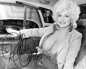 Sexy Foto Autografiada de Dolly Parton 8x10 REIMPRESIÓN 2 - Imagen 1 de 2