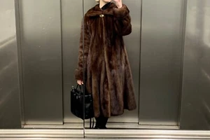 Luxury Real Mink Fur Coat - Handmade in Greece (2023) - Size M/10 - Full Pelts - Picture 1 of 7