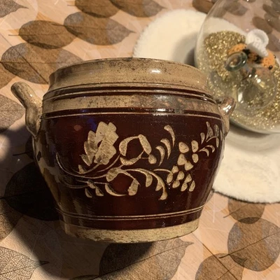 Ancien Pot A Graisse Terre Cuite Vernissée Gravé Art Populaire Alsace ? - Photo 1/4