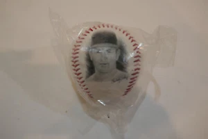 Nolan Ryan handsignierter Baseball Limited Edition ungeöffnet in Tasche - Bild 1 von 4