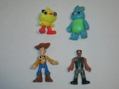 Imaginext Toy Story 4 Lote de 4 Figuras Woody, Combat Carl, Ducky & Bunny Disney Foto 1 de 4