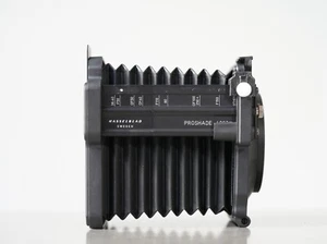 Hasselblad Pro Shade 6093T B60 mit C CF 250mm Objektivmaske - Bild 1 von 4