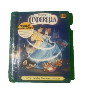 Vintage Walt Disney's Cinderella 1995 Holiday Moments Album new - Picture 1 of 3