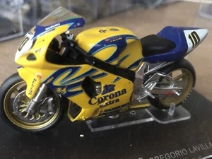 Suzuki GSX-R 750 Gregorio Lavilla 2002 1:24 Diecast motorcycle - Picture 1 of 4