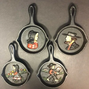 Group of 4 John Wright ? Amish Mini Cast Iron Pan / Ashtray / Spoon Rest - VGC - Picture 1 of 10
