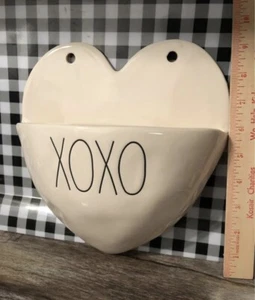 Bolsillo de pared de cerámica en forma de corazón Rae Dunn XOXO Día de San Valentín envío gratuito - Imagen 1 de 4