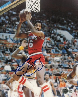 Foto firmada por Julius Dr. J Erving 8x10 Philadelphia 76ers Beckett #AE31720 Foto 1 de 2
