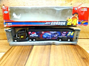 Winners Circle 1/64 Scale Jeff Gordon 24 Pepsi Trailer Rig - Picture 1 of 10