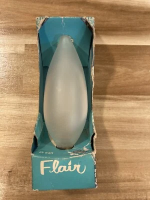 Vintage GE General Electric Flair Bent Tip Chandelight 25W Light Bulb (Frosted) - Image 1 of 4