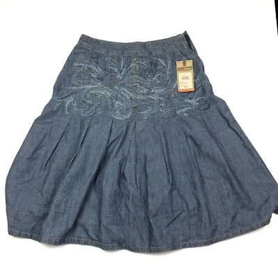 Falda corta de mezclilla para mujer talla 6 tiene defecto que falta cremallera Foto 1 de 4