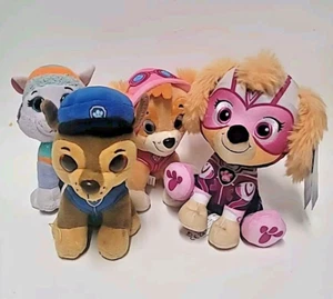 Lot Of 4 Gund Paw Patrol Plushes Chase Skye - Picture 1 of 9
