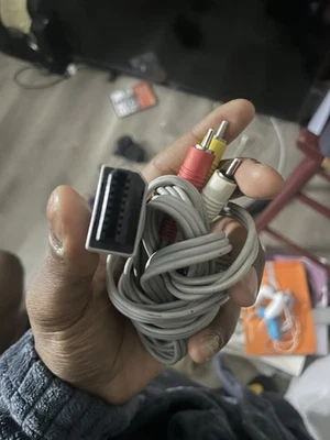 Nintendo OEM Wii Console AV Cable Audio Video Cord - Image 1 of 2