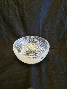Caithness White Swirl Pattern Posy Bowl from Scotland - Picture 1 of 2