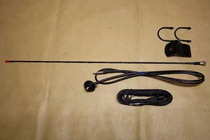 To suit Nissan Navara, all models,  AM/FM bull bar mount antenna kit. - Picture 1 of 1