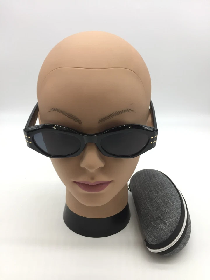 Dior Women's Full Rim Frame Black Trendy Sunglasses 54-16-143 Blue Lenses - Image 1 of 4