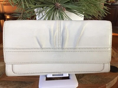 Vintage Coach White Leather Tri-fold Wallet Snap Closure and Checkbook Sleeve - Image 1 of 4