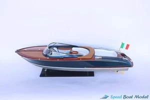 Dunkelblau Riva Aquariva Gucci Modell 16,5′′ - Modell Riva Gucci - Bild 1 von 8