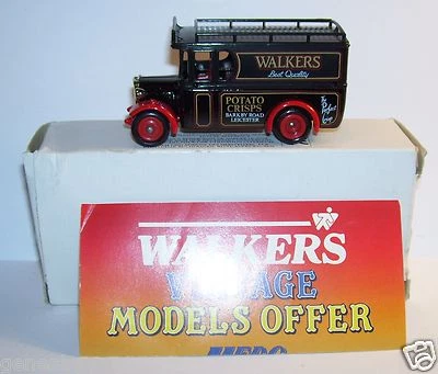 LLEDO DAYS GONE DENNIS PARCELS VAN 1934  WALKERS LEICESTER IN BOX - Photo 1/3