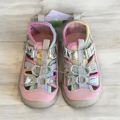 Sandalias OshKosh Zinger Arco Iris Niño Pequeño Zapatos Arco Iris Niñas Tallas 7 Lavables Nuevas con Etiquetas Foto 1 de 4