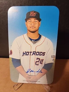 RONALDO HERNANDEZ AUTO 2019 Topps Heritage Minor League Edition 20/25 Box Topper - Picture 1 of 3