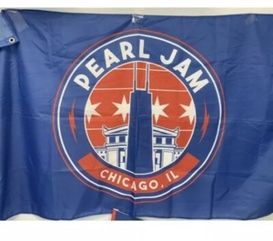 Pearl Jam Chicago Wrigley Flag 2018