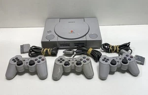 Sony PlayStation (SCPH-5501) Bundle with 3 Controllers FOR PARTS - Picture 1 of 7