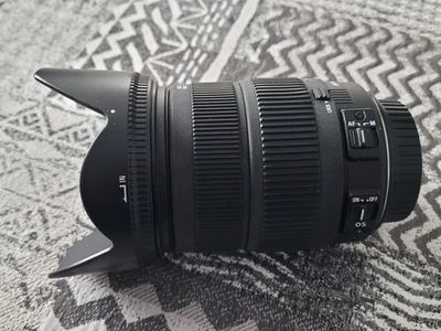 Sigma DC 18-200mm Reisezoom, 1:3,5-6,3, für Canon EF-S/EF/EOS Digital - Bild 1 von 4