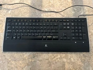 Logitech Illuminated Keyboard Wired USB K740 Y-UY95 Tested & Working - Picture 1 of 9