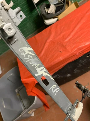 2001 2002 起亚 Sportage 右后窗调节器带电机 — 第 1/2 张图片