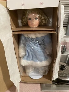 Ashton Drake Sammlerpuppe 18 Zoll groß neu im Karton Porzellan wunderschön Alexandra 🥰 - Bild 1 von 3